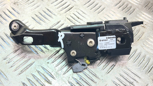 Smart ForTwo 451 Cabrio Verriegelung Verschluss Holm Dachholm rechts ORIGINAL gebraucht - A4507760064