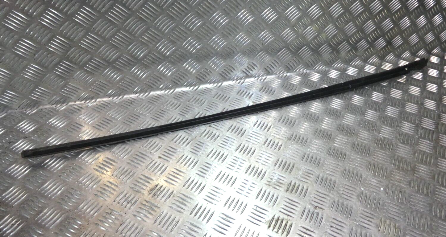 VW ID3 ID.3 Wasserfangleiste Wischleiste links 10A854327 ORIGINAL gebraucht - Volkswagen