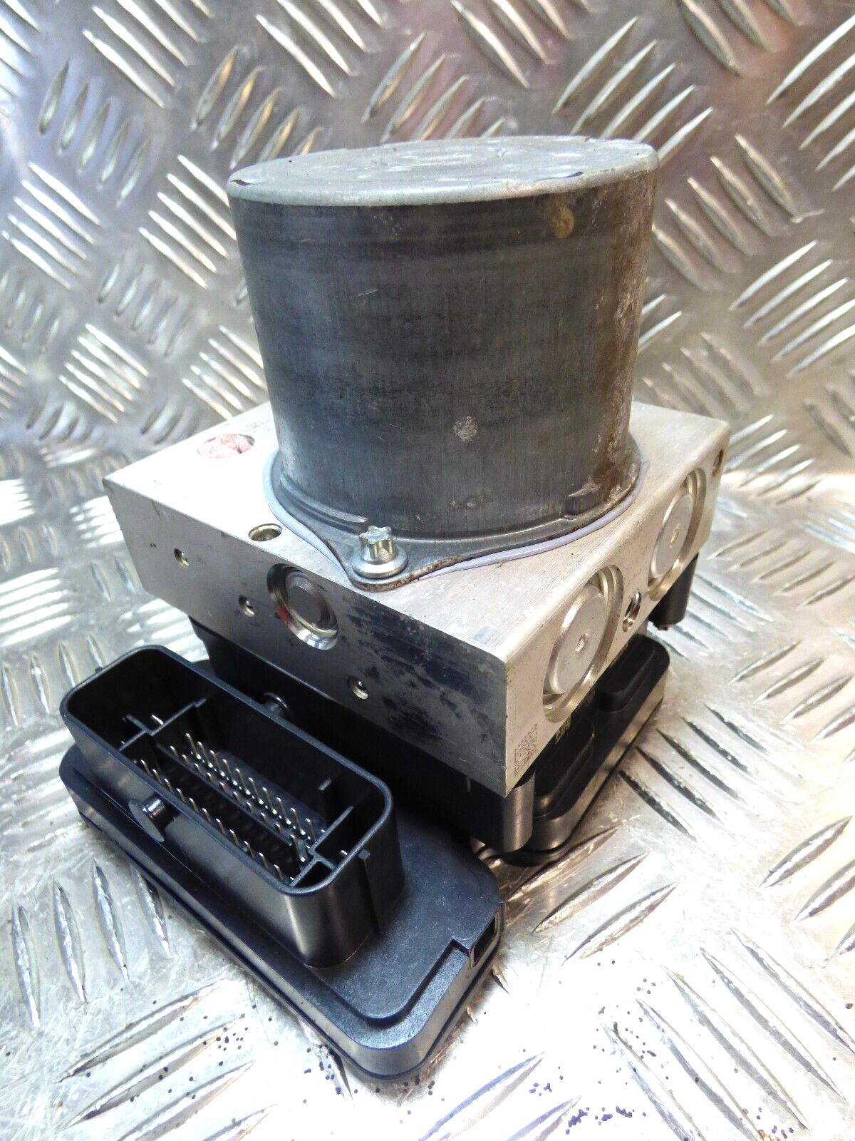 OPEL ASTRA K 1.4 TURBO ABS Pumpe Steuergerät Hydraulikblock GM ORIGINAL gebraucht - 39120571