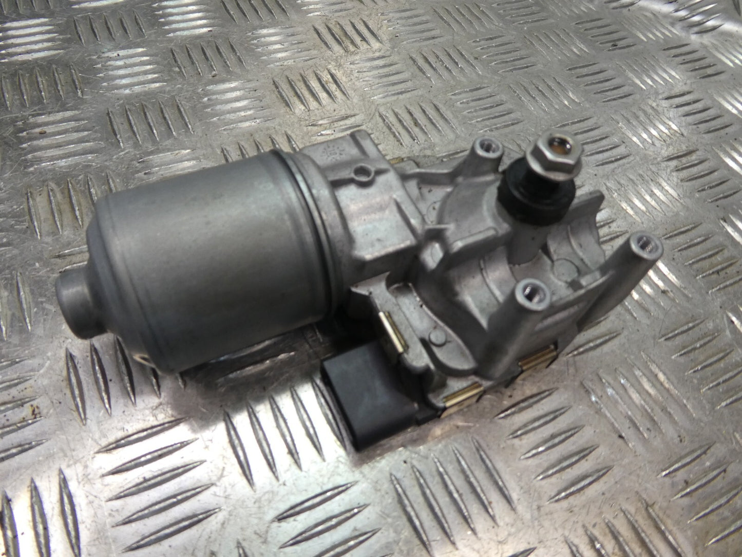 OPEL ASTRA K 1.0 TURBO Wischermotor GM 3397021778 ORIGINAL gebraucht - 20150717
