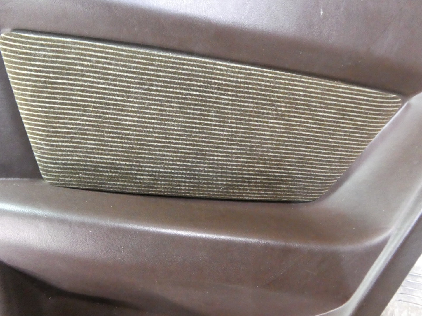 C126 W126 Coupe SEC Coupé Seitenverkleidung hinten Rechts innen braun ORIGINAL gebraucht - Mercedes