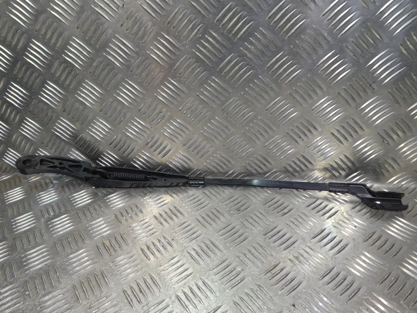 OPEL ASTRA K Scheibenwischerarm Scheibenwischer Rechts GM ORIGINAL gebraucht - 13418991