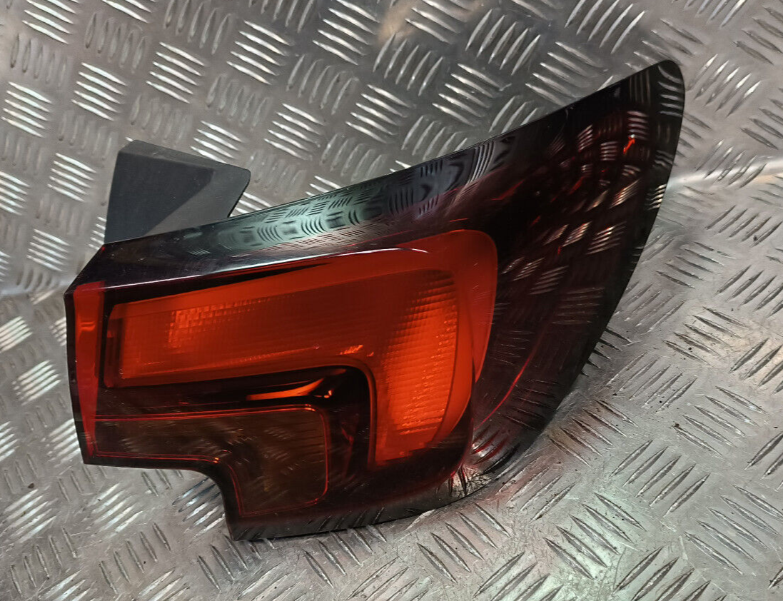 OPEL ASTRA K 1.4 Turbo Rückleuchte Hinten Rechts GM ORIGINAL gebraucht - 39015944
