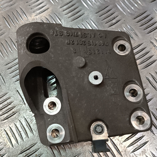 Porsche Cayenne S 92A Halter Halterung 9481152012 R ORIGINAL gebraucht - 9481152012R