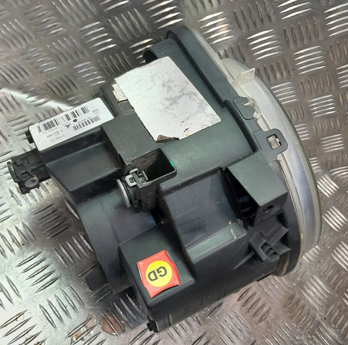 Jeep Renegade ab 2014 Scheinwerfer Fahrerseite Links ORIGINAL gebraucht - 51959798