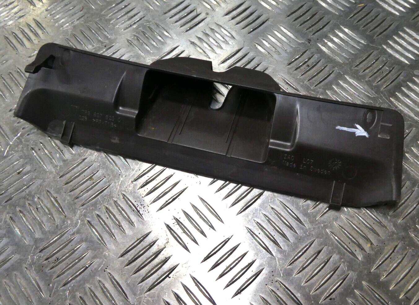 Porsche Cayenne 92A Heckklappenschloss Cover 7P5827520C espresso ORIGINAL gebraucht - Verkleidung