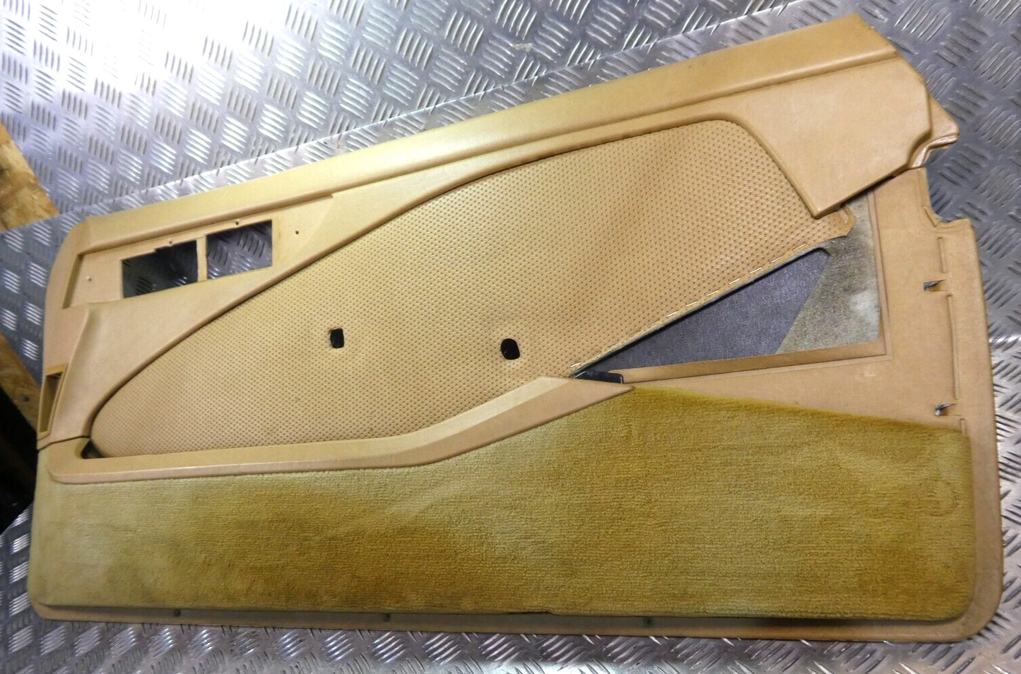C126 W126 Coupe SEC Türverkleidung Türpappe Rechts beige ORIGINAL gebraucht - creme ORIGINAL gebraucht - Mercedes