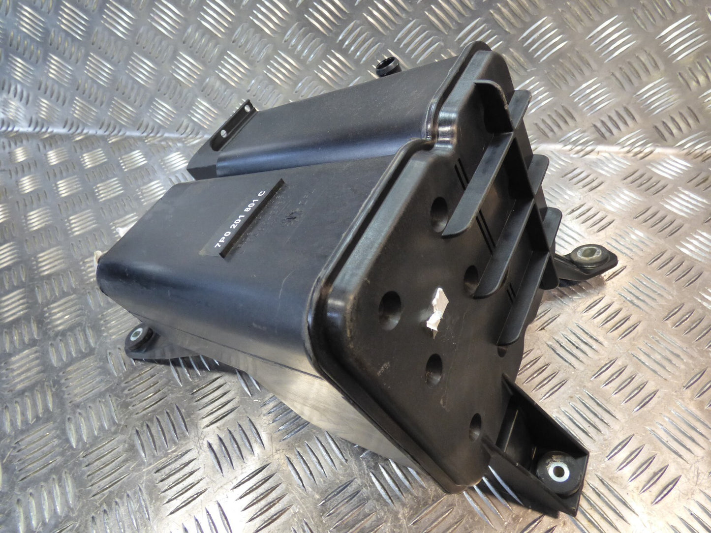 Porsche Cayenne S 3.0 Hybrid 92A 7P0201801C ORIGINAL gebraucht - Aktivkohlefilter