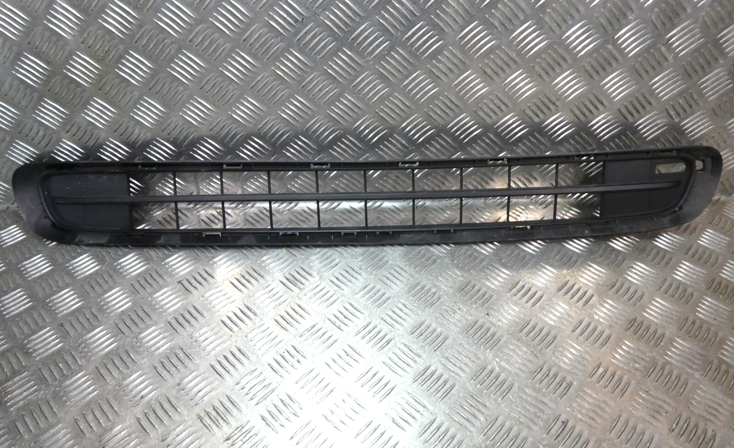 Mini Cooper F55 F56 F57 Original Stoßstange Grill Gitter unten gebraucht - 7499528
