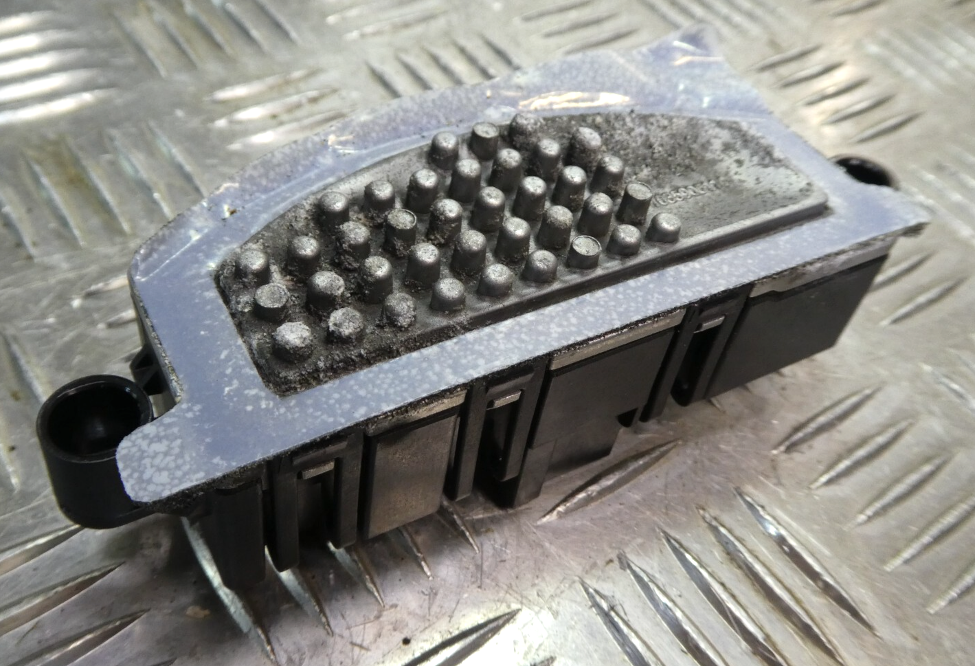 Porsche Macan 95B Innenraumgebläse 8T0820521F ORIGINAL gebraucht - Widerstand