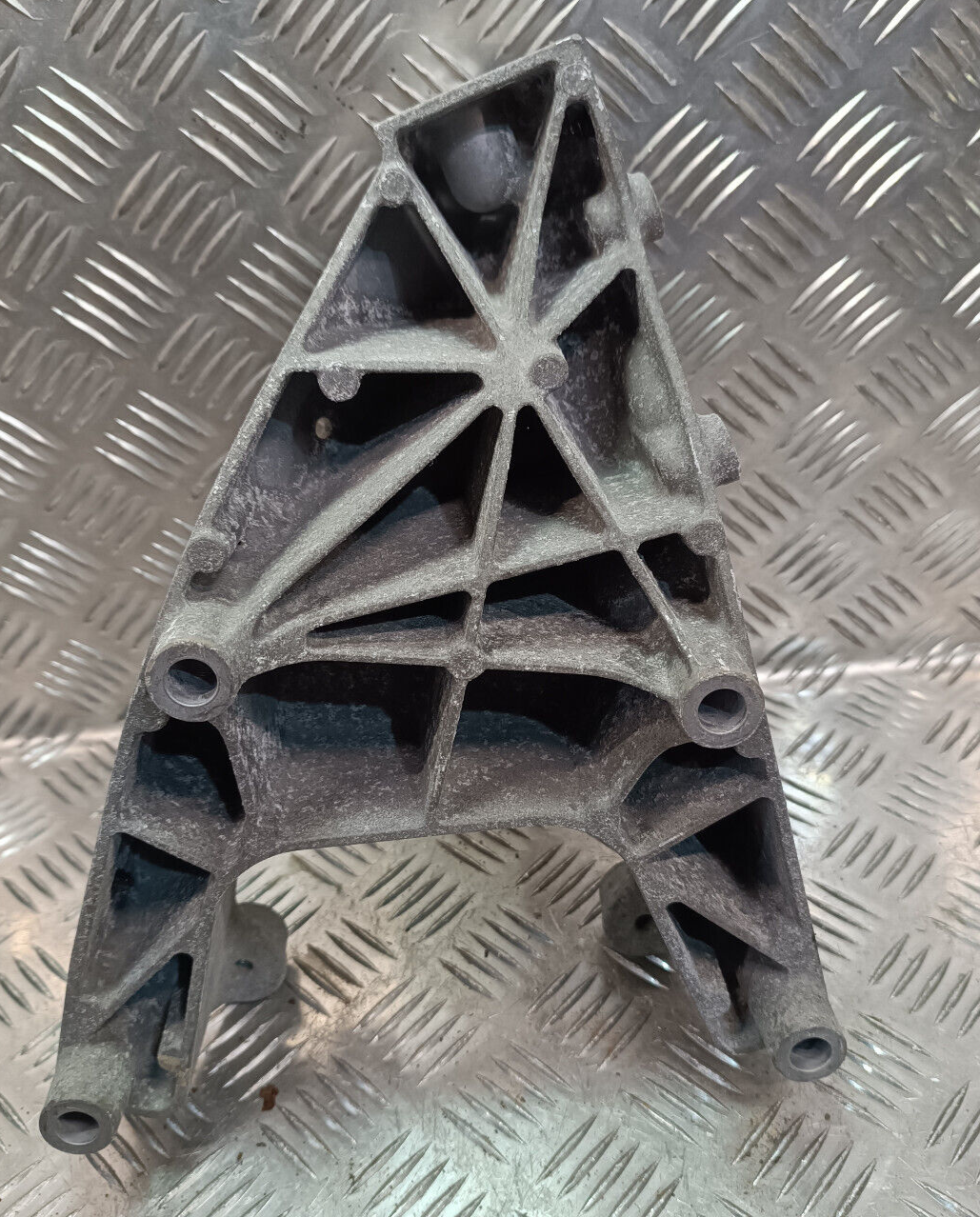 Smart ForTwo 451 Electric Drive Halter Lager Halterung A ORIGINAL gebraucht - 4512420705