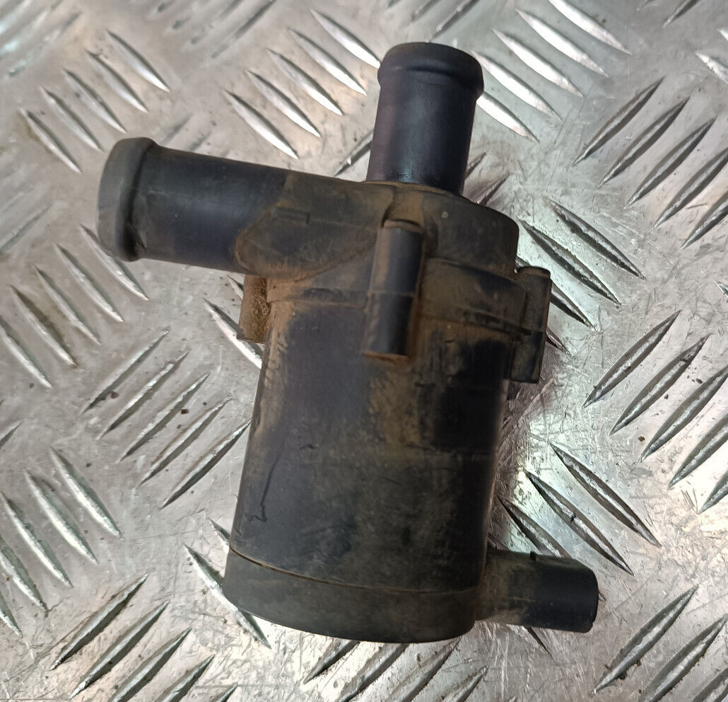 VW T5 1.9 TDI Wasserpumpe Pumpe 7E0965561 7E0 965 561 ORIGINAL gebraucht - Transporter