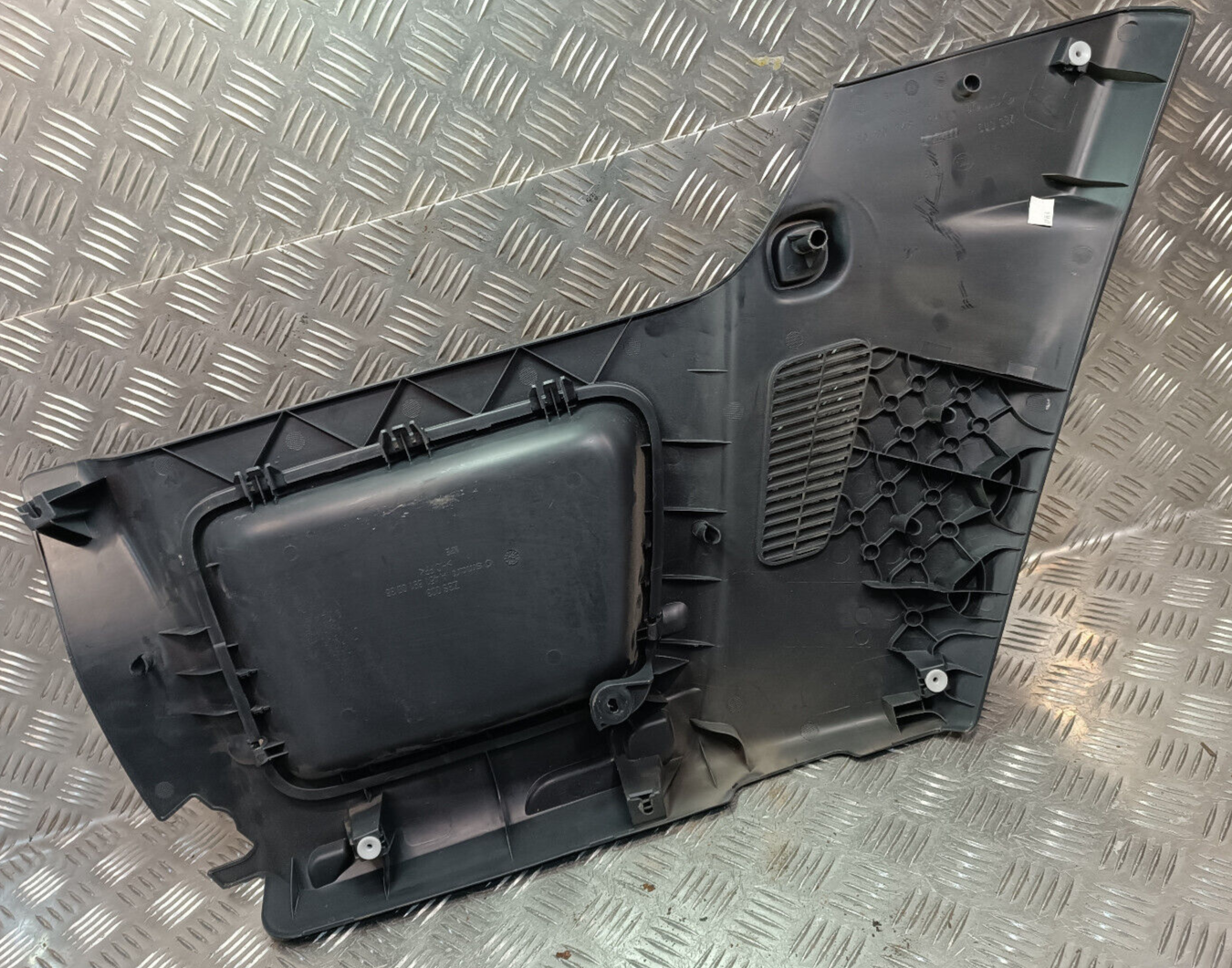 Smart ForTwo 451 Electric Seitenverkleidung Hinten Links A ORIGINAL gebraucht - 4516920305