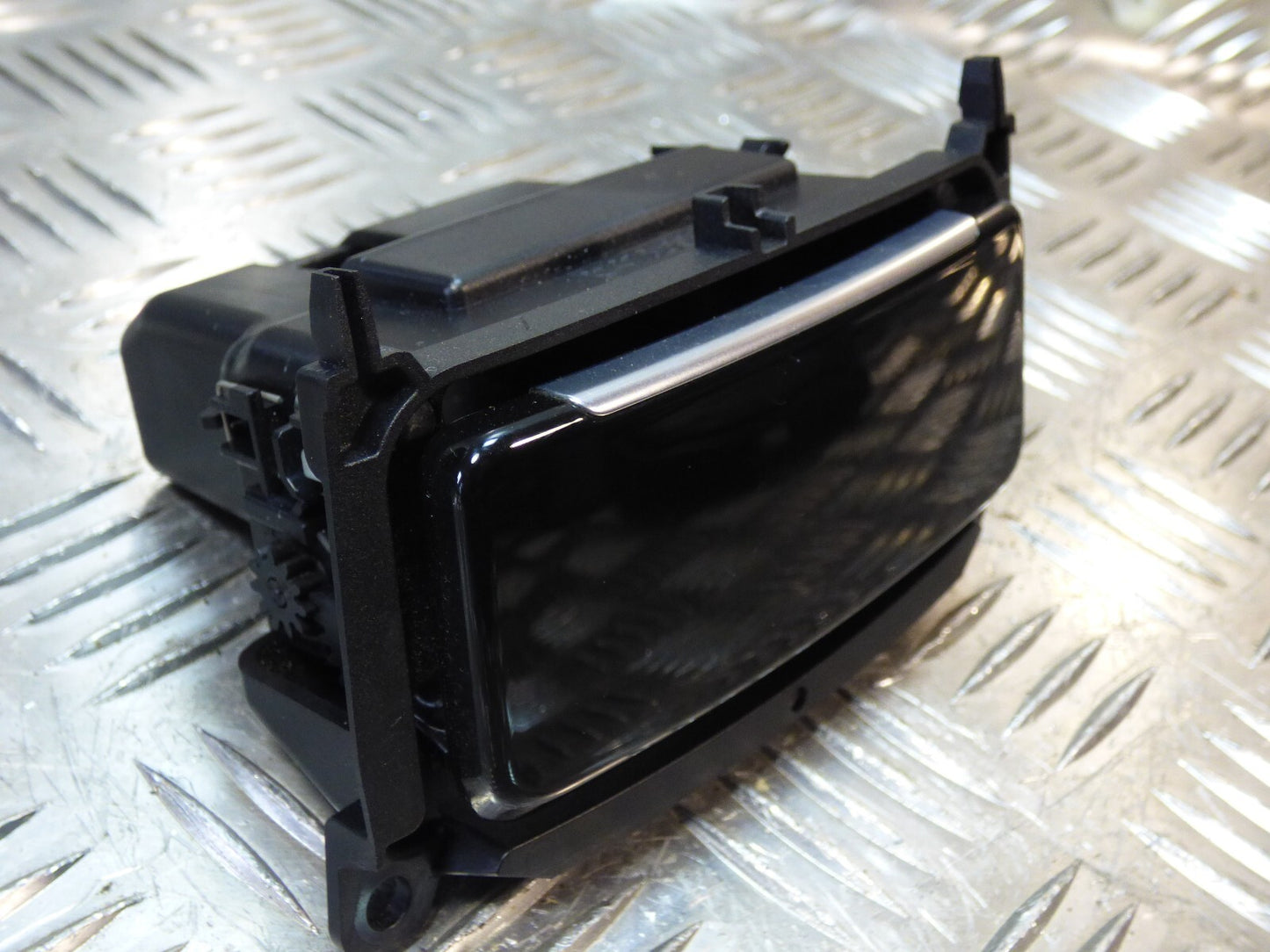 Porsche Cayenne S 92A Ascher 7P5857273A ORIGINAL gebraucht - Mittelkonsole