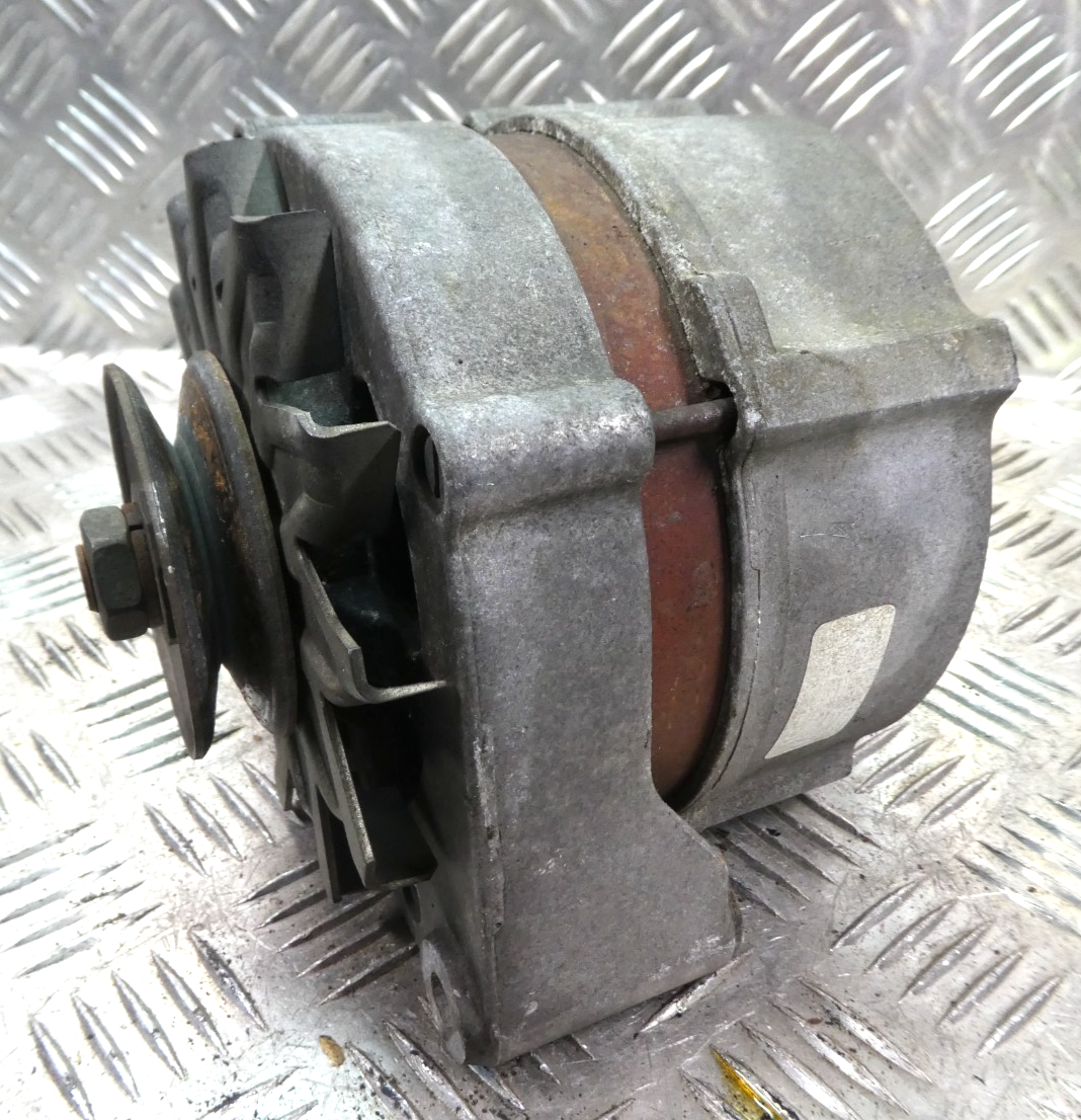 Mercedes-Benz W126 C126 II Serie Generator Lichtmaschine BOSCH * ORIGINAL gebraucht - 0120469588