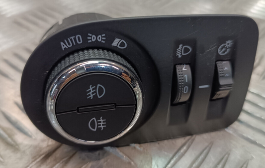 OPEL ASTRA K Kombi 1.0 Turbo Lichtschalter Auto Schalter GM ORIGINAL gebraucht - 39050757