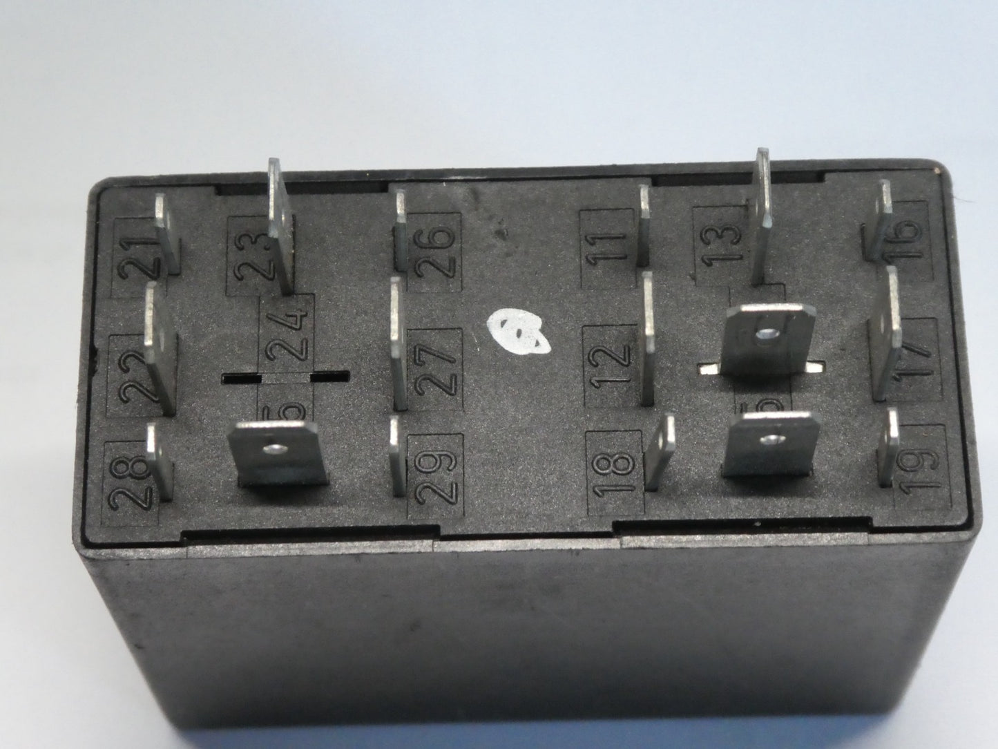 Original Porsche 986 Boxster Cabrio Verdeck Relais OEM gebraucht - 98661811102