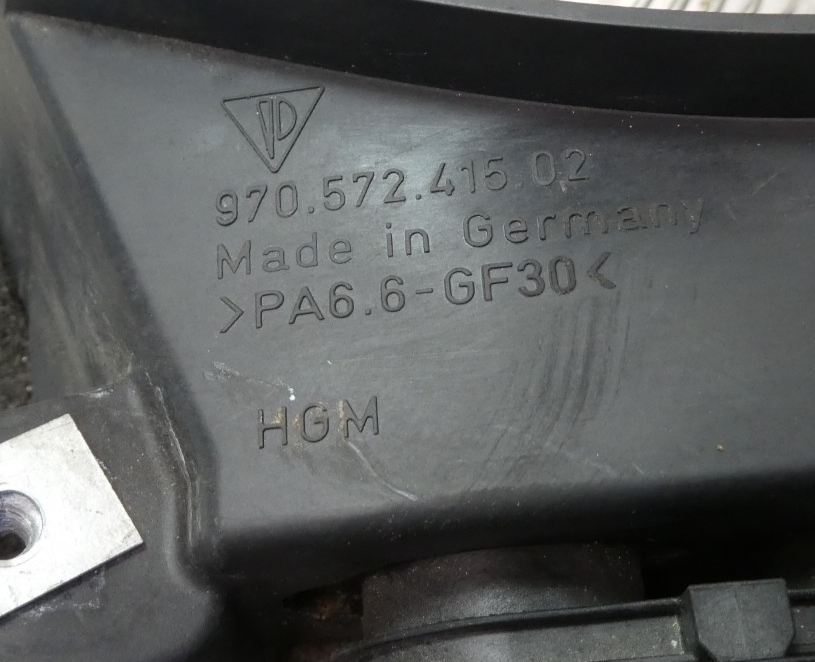 Porsche Panamera 3.0 S E-Hybrid Abdeckung Wasserkasten ORIGINAL gebraucht - 97057241502