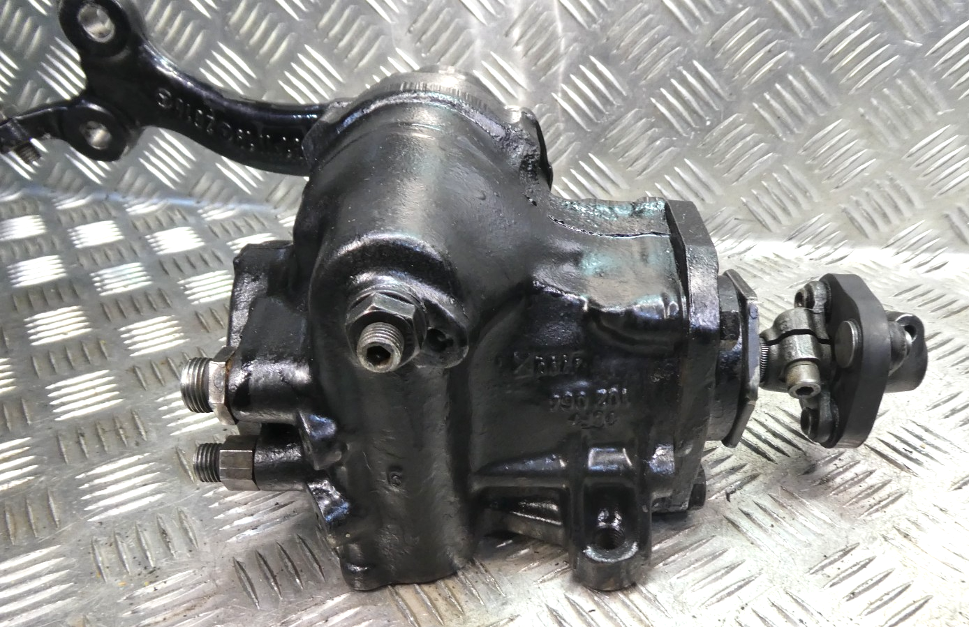 Mercedes-Benz C126 W126 Coupe SEC Generalüberholt Lenkgetriebe ORIGINAL gebraucht - R1264610401