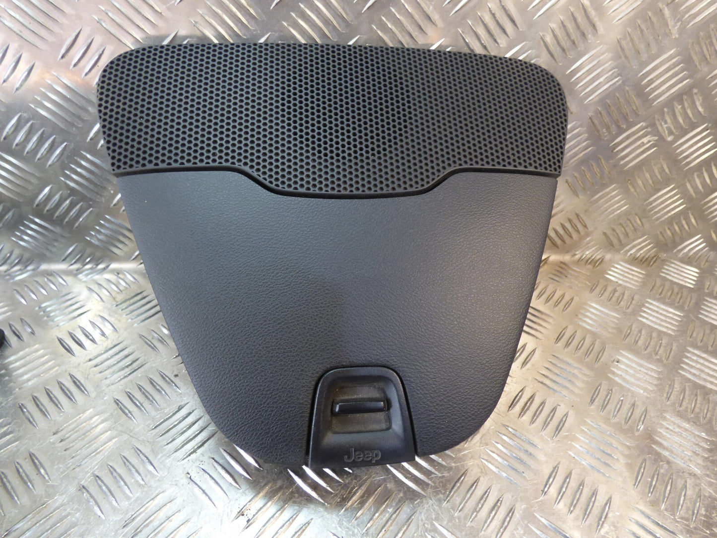 Jeep KL 2015 Staufach Armaturenbrett 1WG51TRMAA ORIGINAL gebraucht - Cherokee