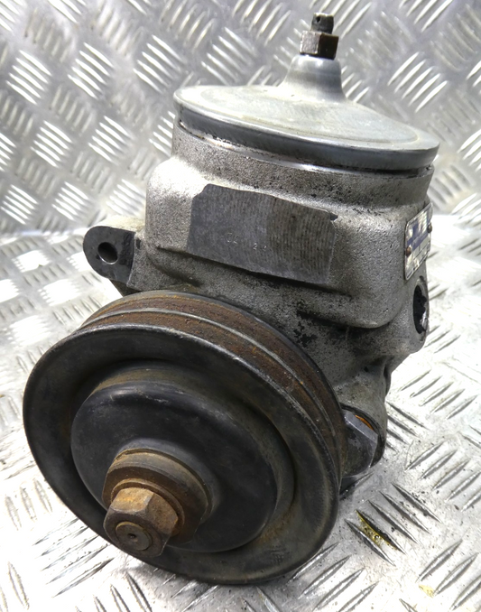 Mercedes-Benz W126 C126 Servopumpe Lenkungspumpe Sperry Vickers 30