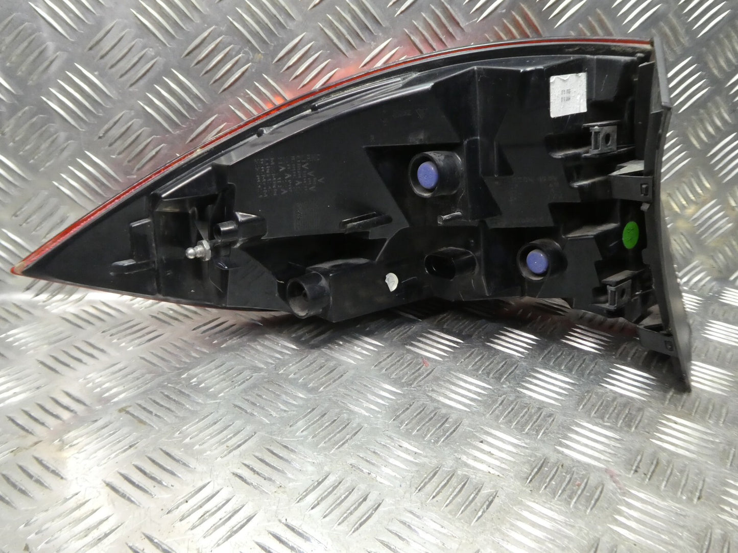 Porsche Cayenne 92A Orig. LED Rückleuchte aussen rechts 7P5945096R ORIGINAL gebraucht - Heckleuchte