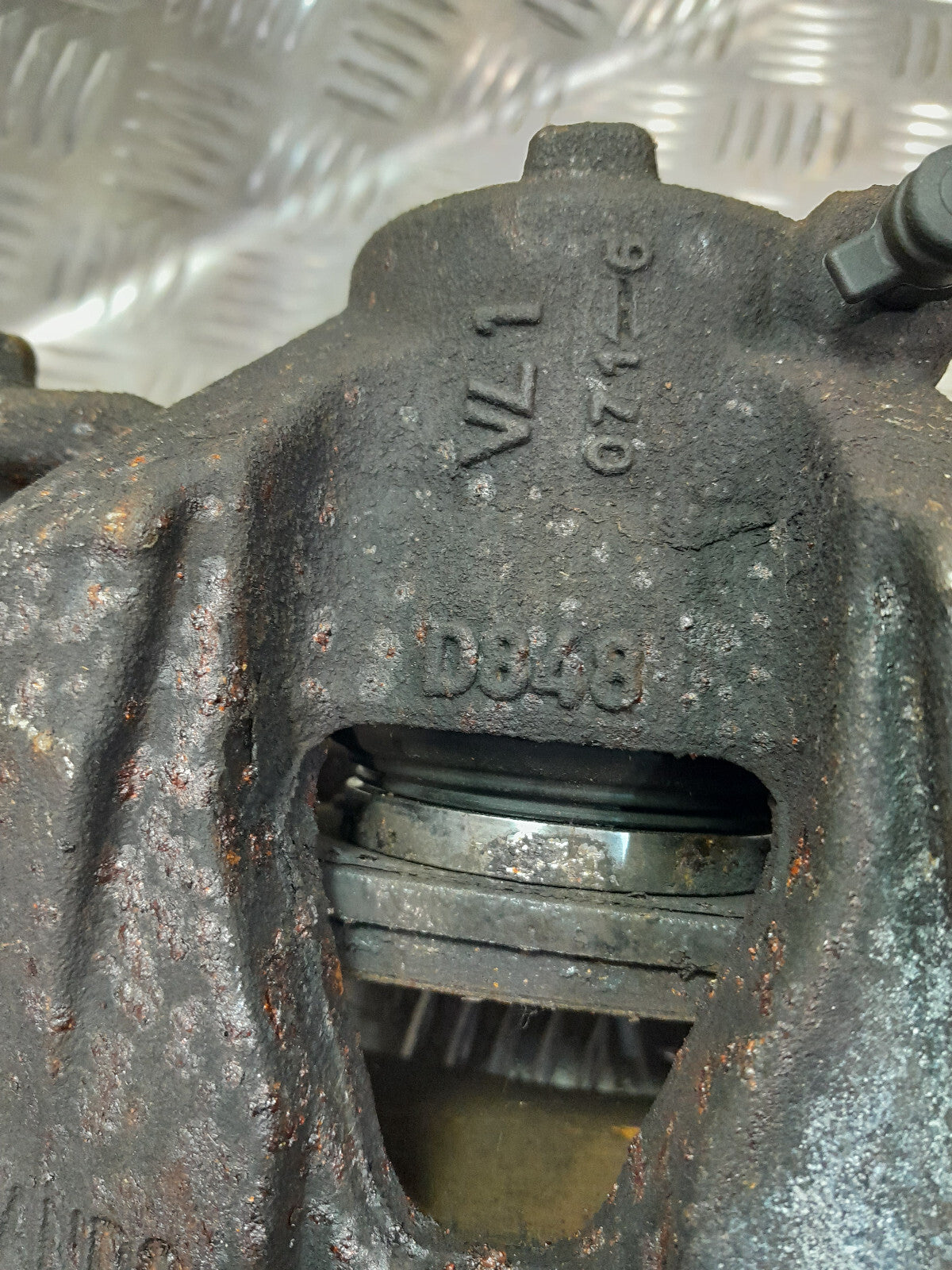Jeep 1.6 Mjet Original Bremssattel Vorne Links 249L D848 gebraucht - Renegade