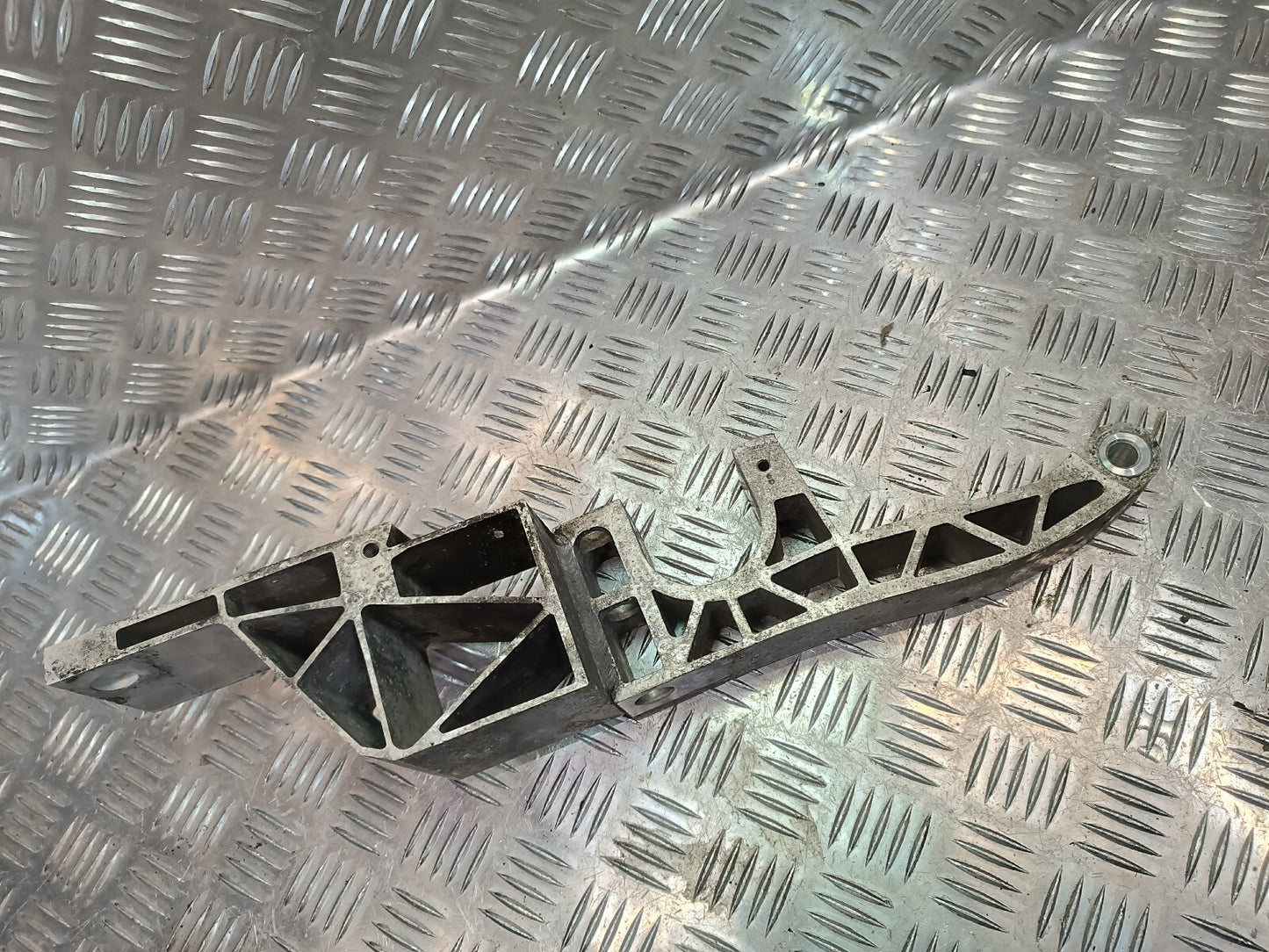 Porsche Panamera 970 Motorhalter Träger Motorträger ORIGINAL gebraucht - 97034111308