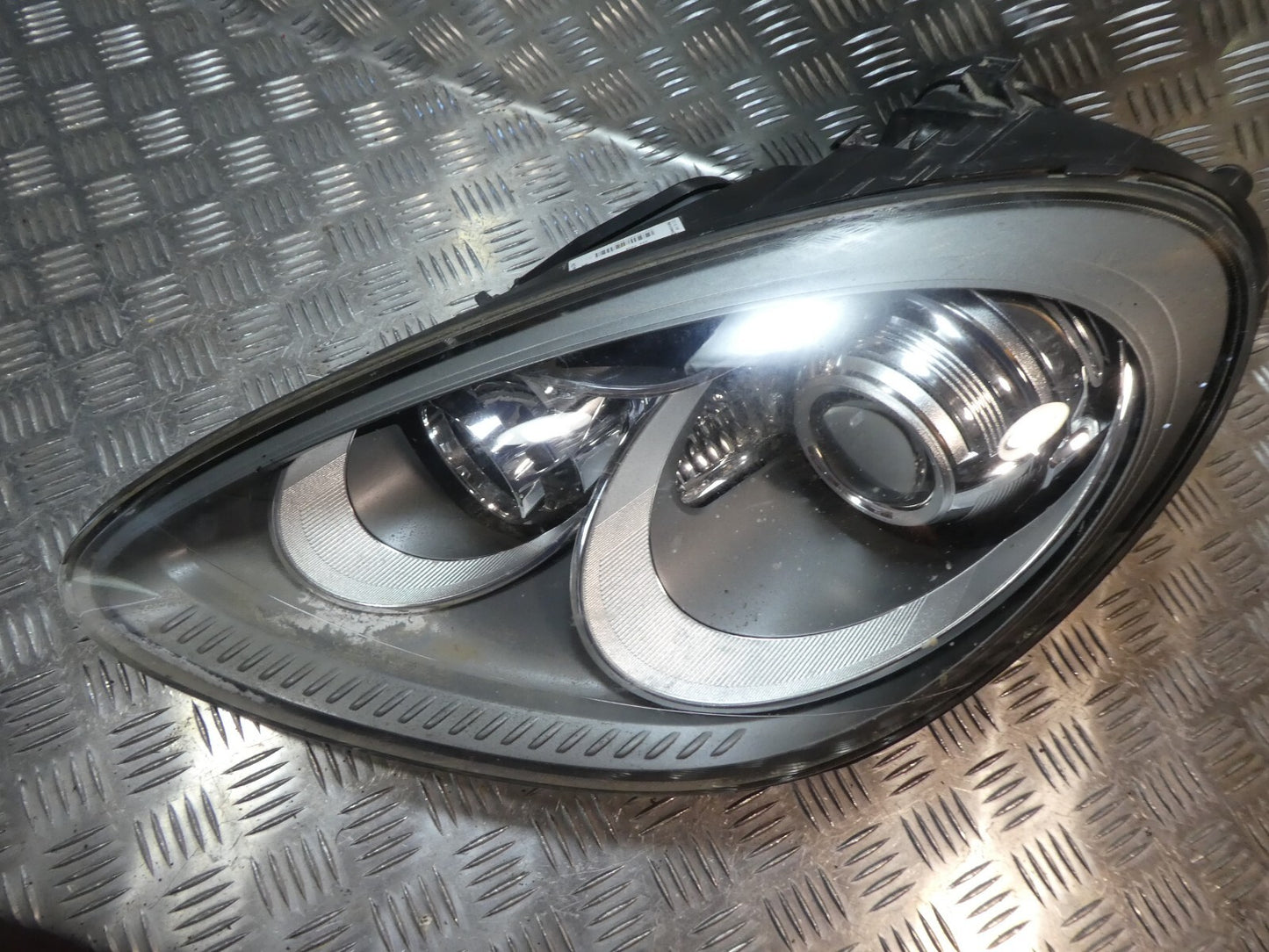 Porsche Cayenne 92A Frontscheinwerfer Xenon Links Scheinwerfer ORIGINAL gebraucht - 7P5941031AB