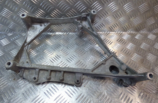 VW T6 T5 2.0 TDI CXG Halter Ladeluftkühler 04L145173C ORIGINAL gebraucht - Transporter