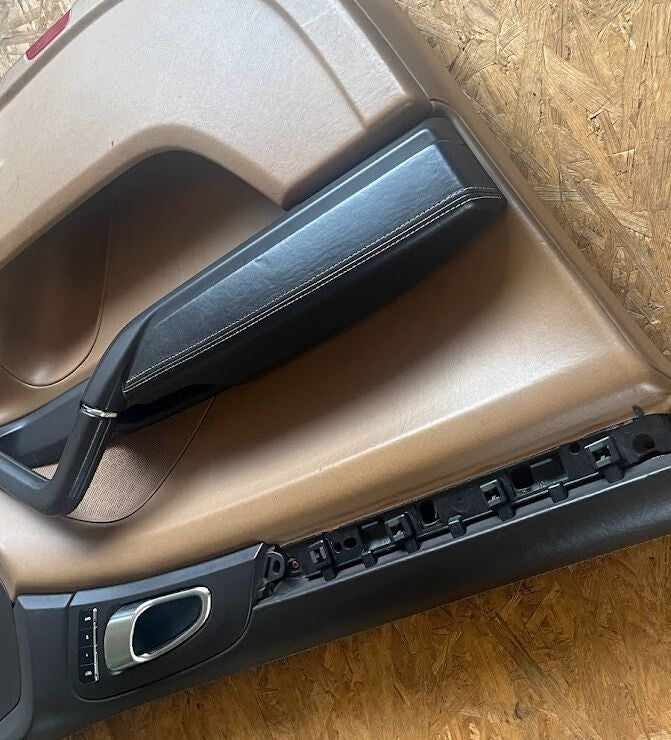 Porsche Cayenne II 92A Türverkleidung vorne links Cayen cognac ORIGINAL gebraucht - 7P5867011D