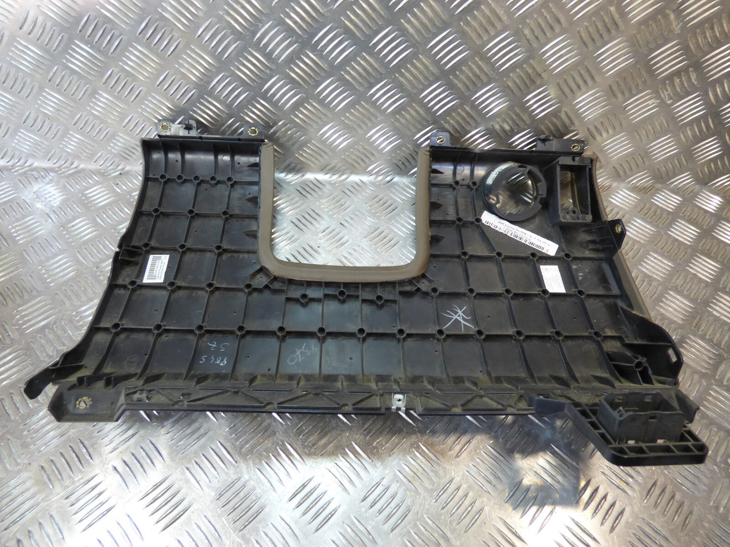 Porsche Cayenne 92A Armaturenbrett links 7P5858903B DE1 ORIGINAL gebraucht - Verkleidung