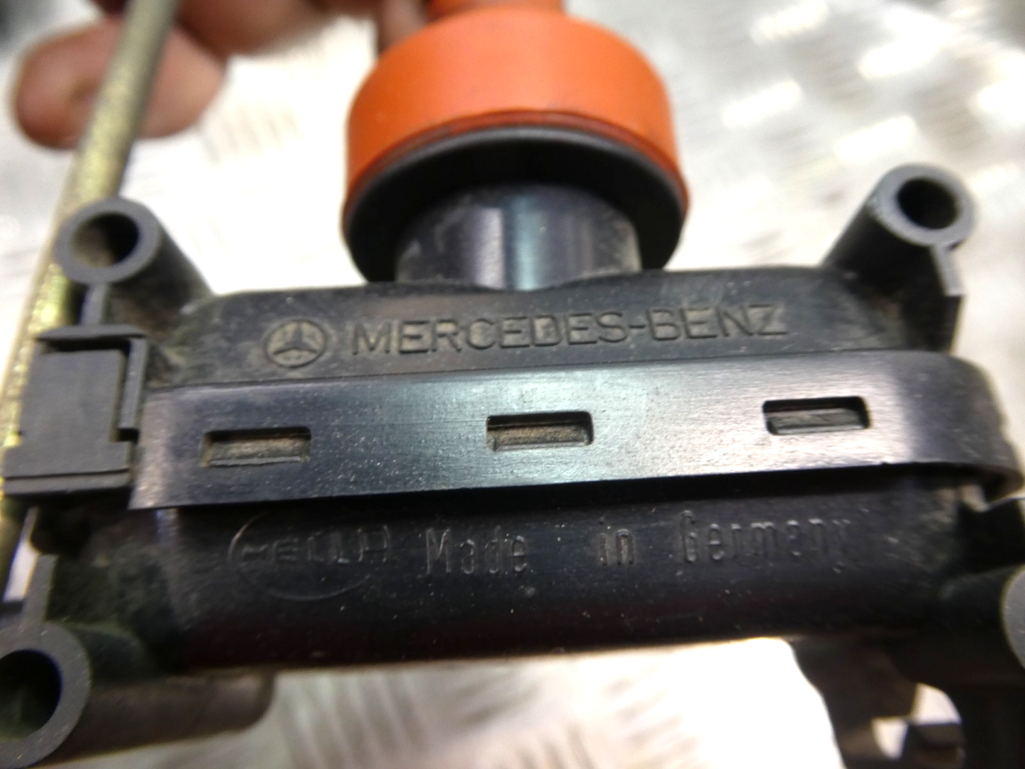 Mercedes W126 C126 ZV Vakuum Element Tankklappe Zentralverriegelung ORIGINAL gebraucht - 0008007775