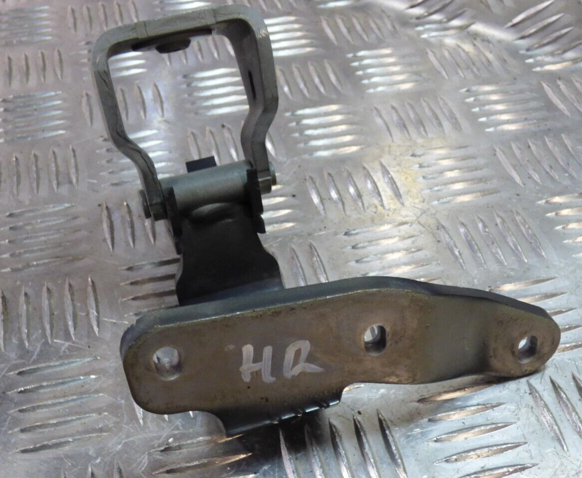 Porsche Cayenne 92A Kofferraumdeckel Scharnier Rechts 7P5827302 ORIGINAL gebraucht - Heckklappe