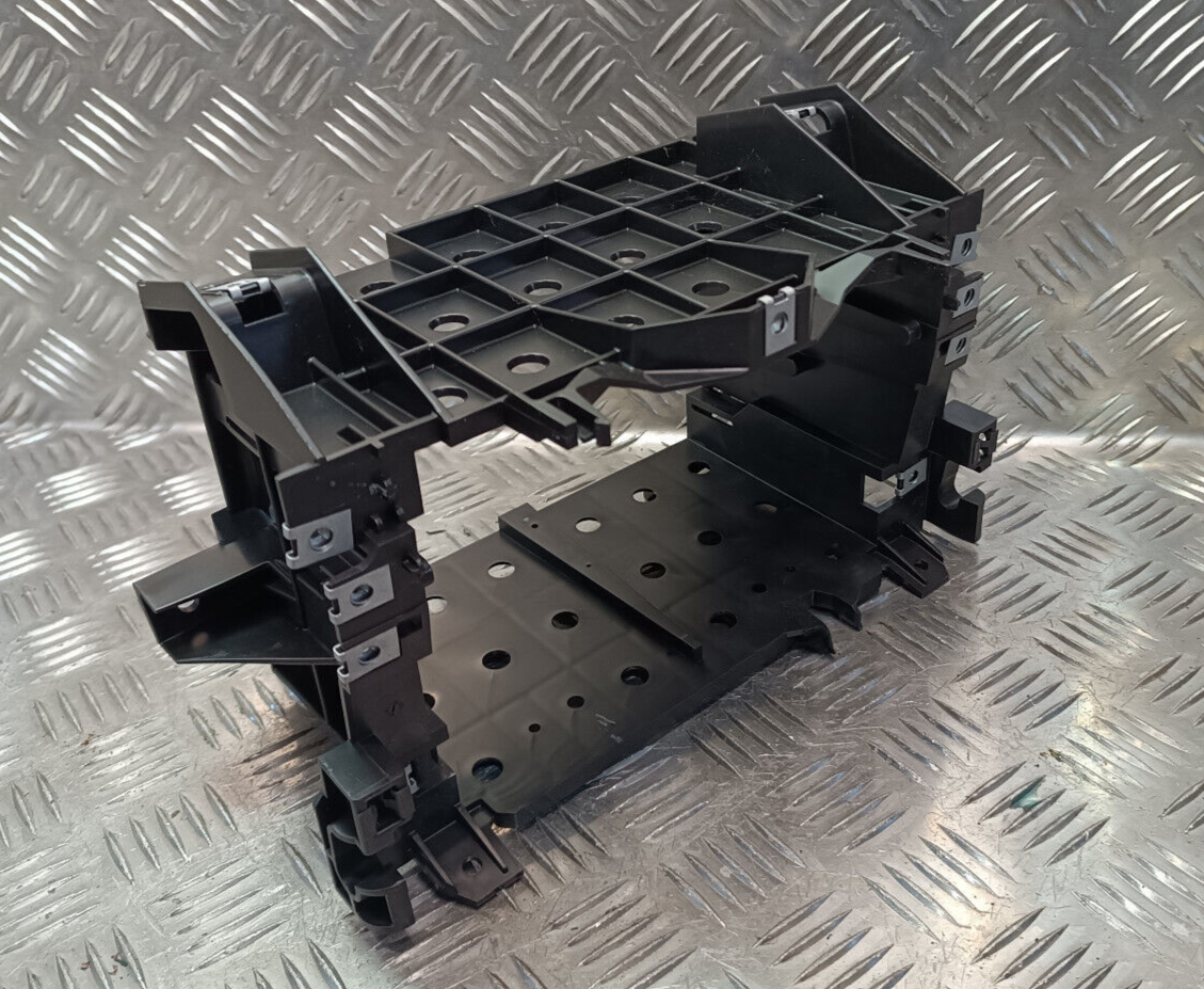 Smart ForTwo 451 Electric Radiohalterung Verstärkung Mittelkonsole ORIGINAL gebraucht - A4516800116