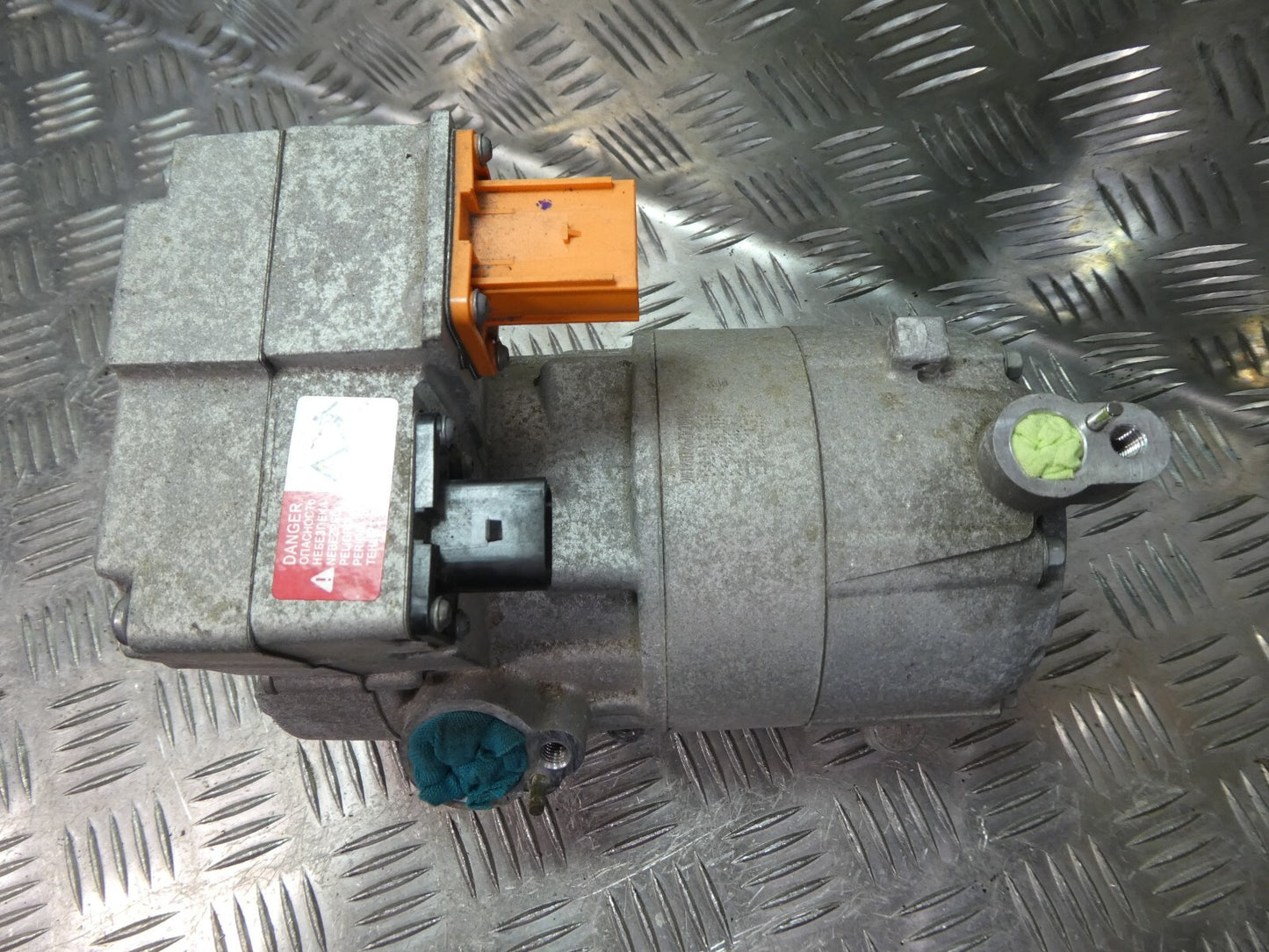 VW ID3 ID.3 Klimapumpe Klimakompressor 1EA820807B 1EA816797F ORIGINAL gebraucht - Elektrik