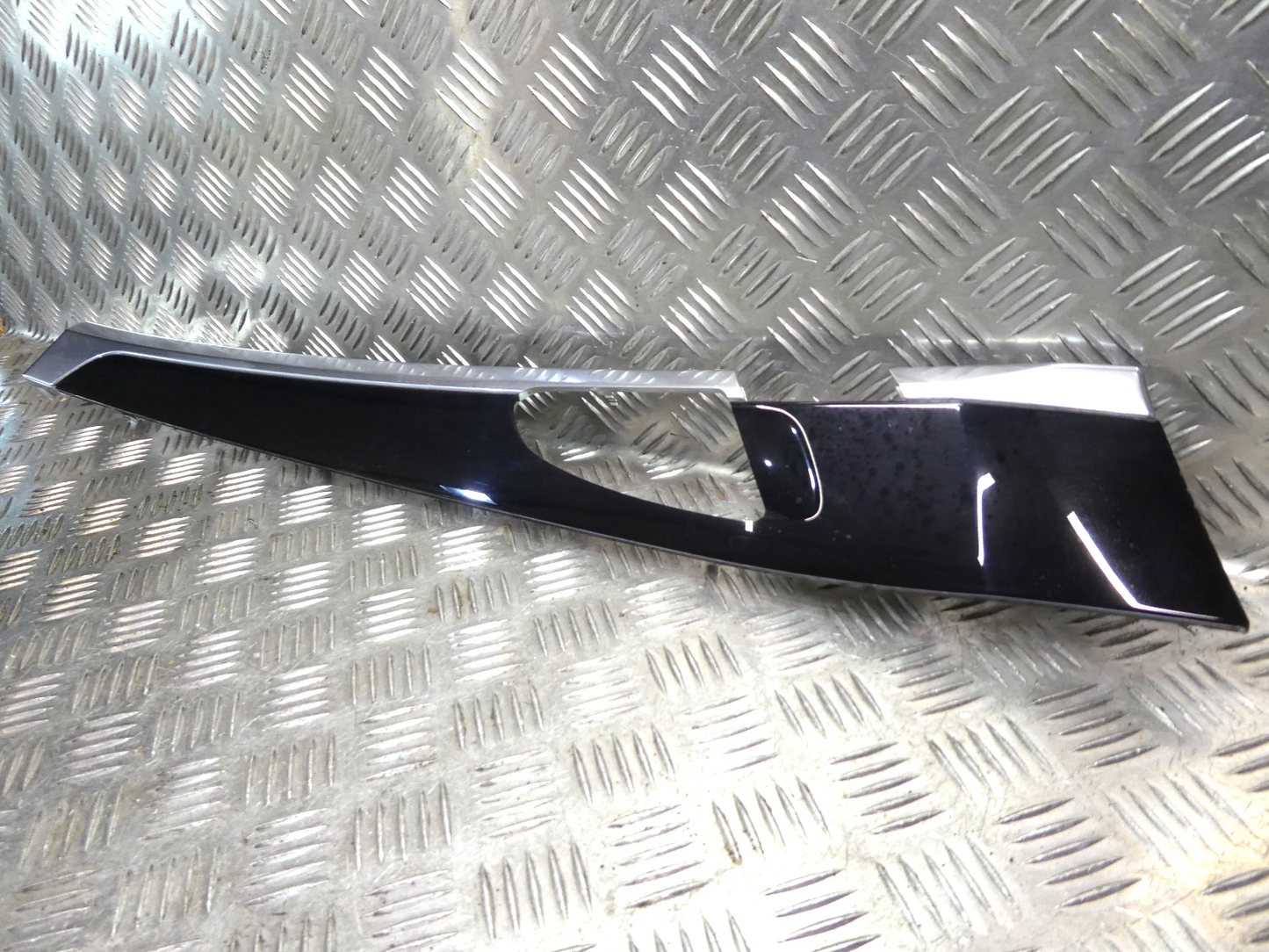 Porsche Panamera 970 Zierleiste Dekorleiste Klavierlack Tür V.R. ORIGINAL gebraucht - 0024978483