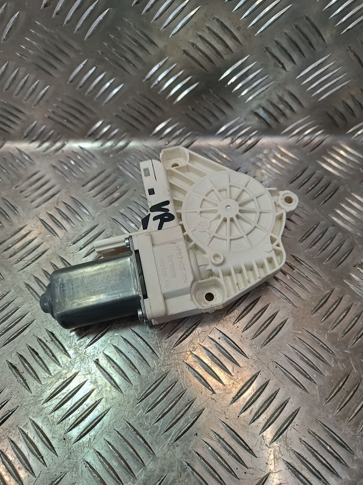 Porsche Cayenne S 92A Vorne Rechts Motor 8K0959802B ORIGINAL gebraucht - Fensterhebermotor