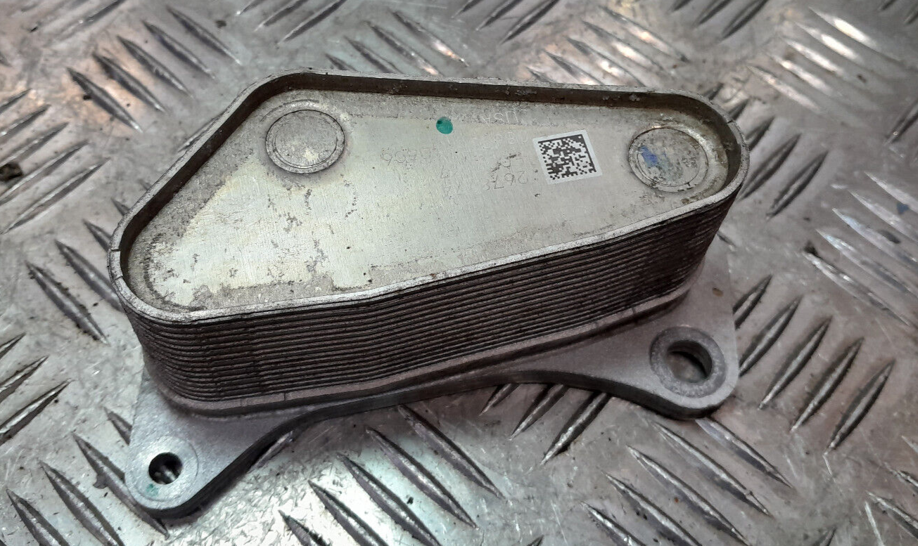 OPEL ASTRA K 1.4 Turbo Original Ölkühler 1E007137 gebraucht - 12678774