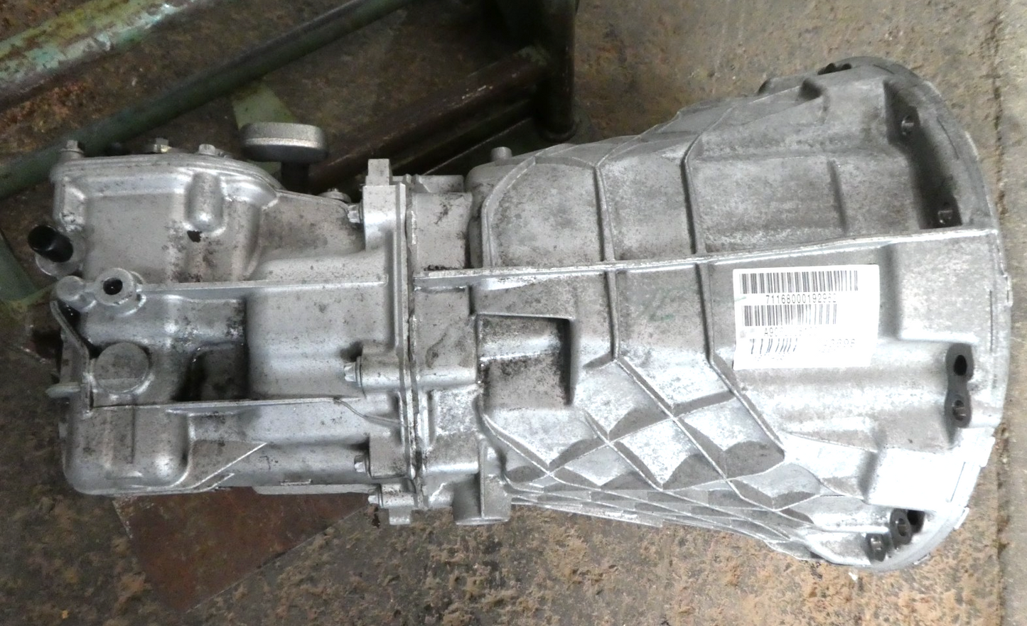 Mercedes Sprinter W906 2.2 CDI 6 Gang Schaltgetriebe Getriebe 711680 ORIGINAL gebraucht - A9062602301