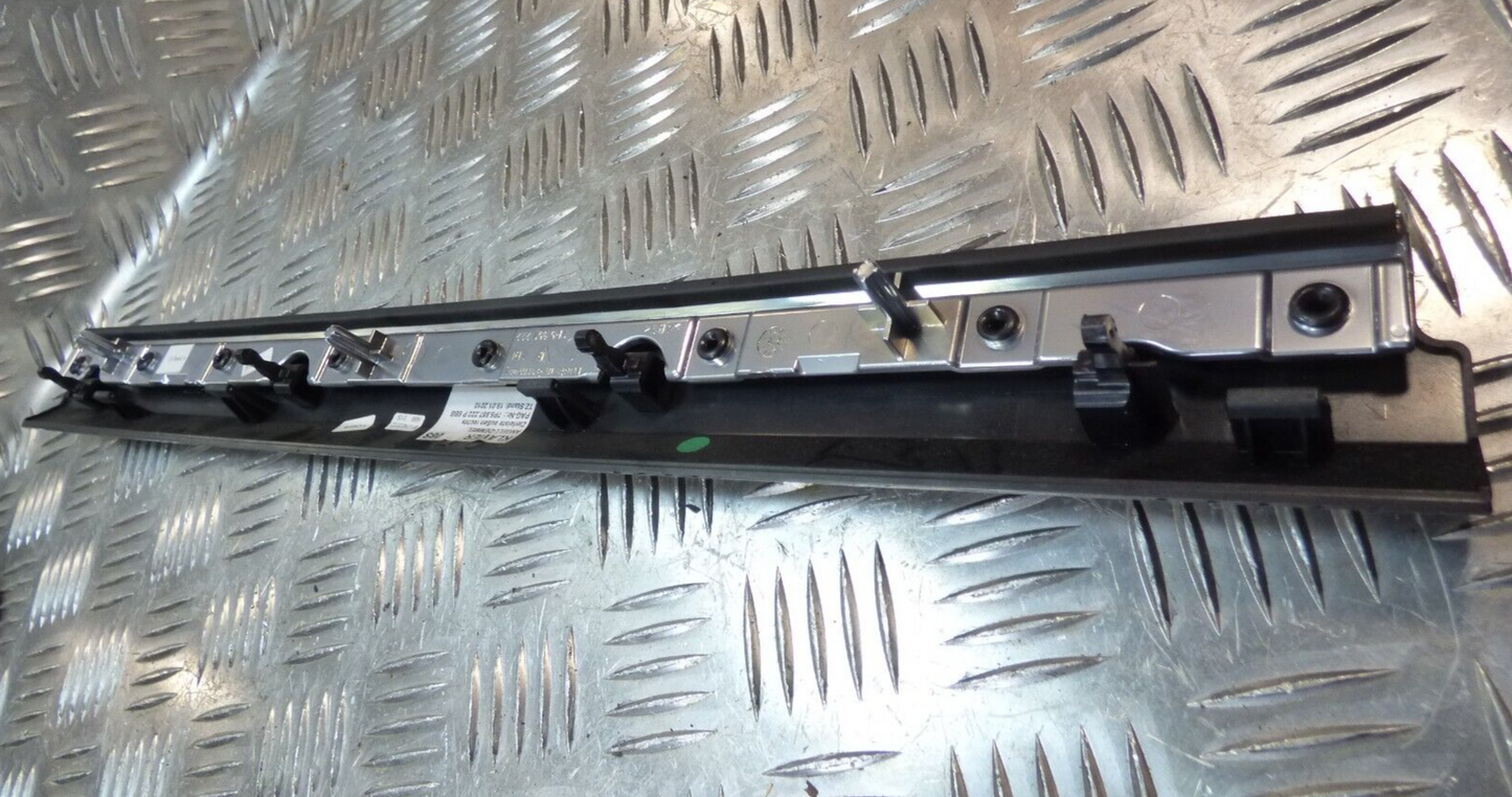 Porsche Cayenne S 92A Dekor Klavierlack Armaturenbrett 08S 7P5857222P ORIGINAL gebraucht - Zierleiste