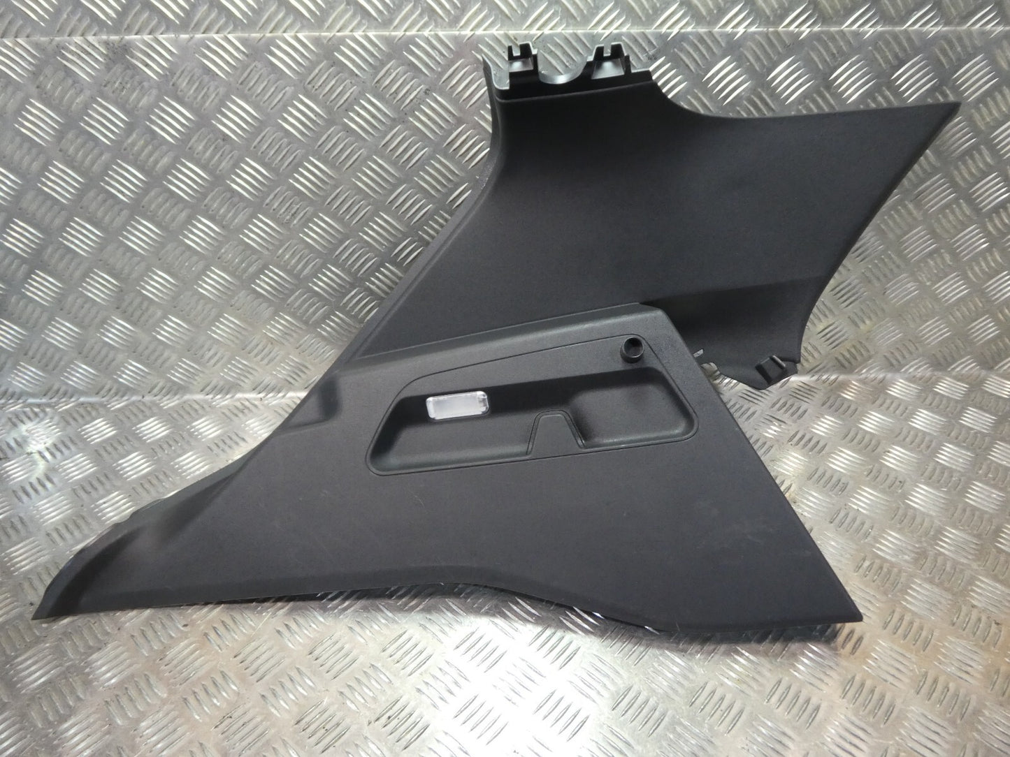 VW ID.3 ID3 Kofferraumabdeckung links 10A867287B 4PK 2021 schwarz ORIGINAL gebraucht - Volkswagen