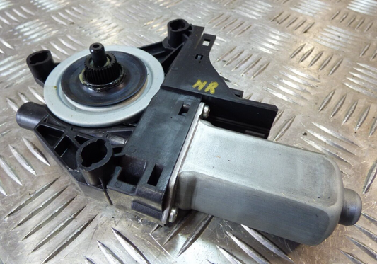 Jeep KL 2015 Fensterhebermotor hinten rechts Motor Scheibe 931403-103 ORIGINAL gebraucht - Cherokee