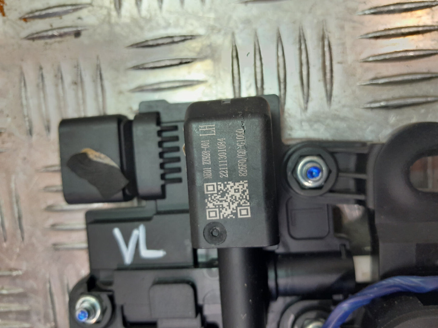 HYUNDAI IONIQ 5 Türgriff Vorne Links 826F0 G0 G1000 ORIGINAL gebraucht - 22111301084