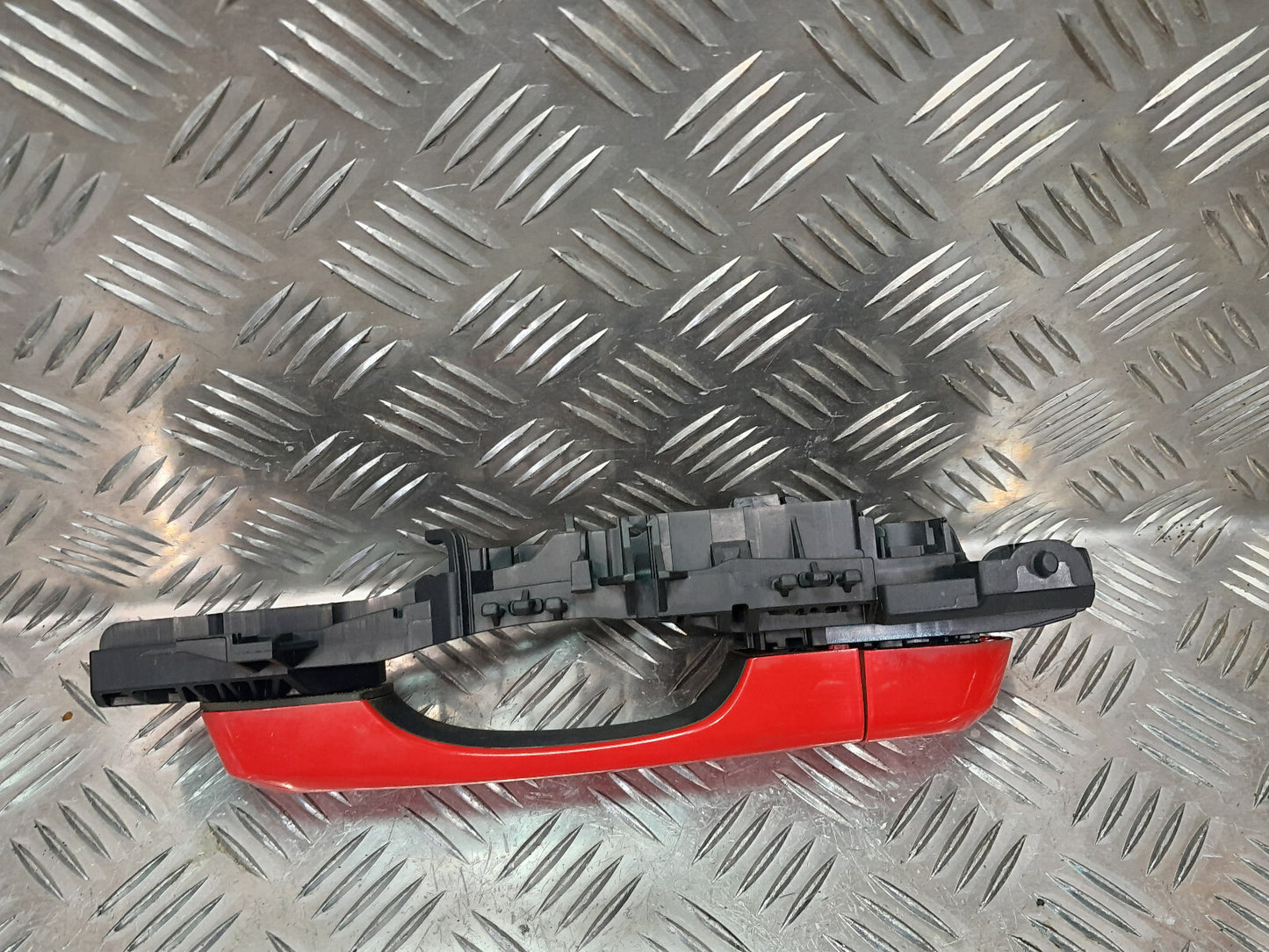 Jeep 1.6 Mjet Original Türgriff Hinten Rechts 252.108 Rot gebraucht - Renegade