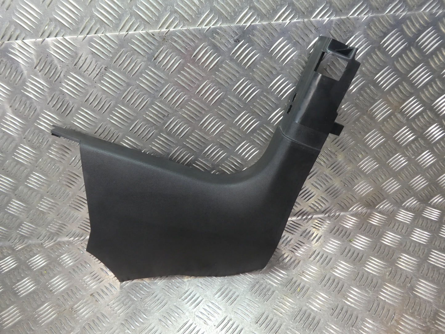 VW ID3 ID.3 A-Säule untere Verkleidung Recht 10B863484 schwarz ORIGINAL gebraucht - Volkswagen