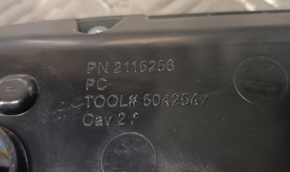 Jeep Grand Cherokee WK2 Innenleuchte Beleuchtung Vorne ORIGINAL gebraucht - 68225633AA