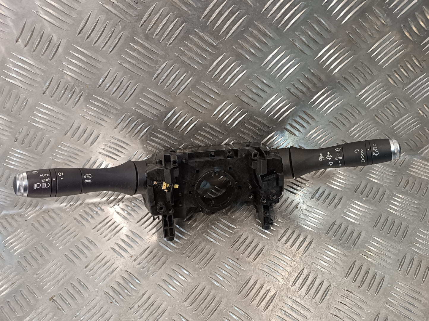 Renault Zoe 2022 Lenkstockschalter Lichtschalter Wischerschalter ORIGINAL gebraucht - 255675601R