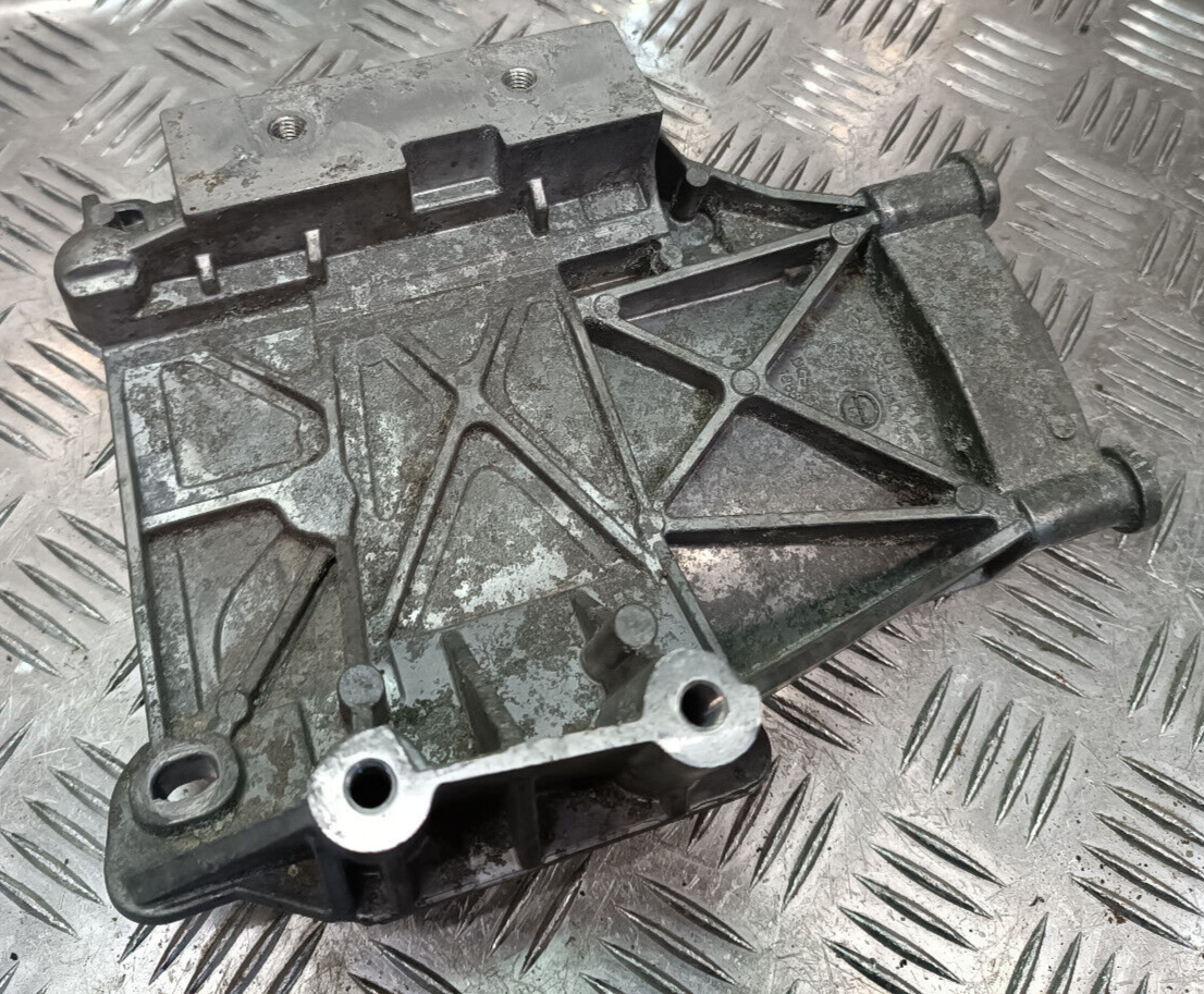Smart ForTwo 451 Electric Drive Kompressor Halter Lager A ORIGINAL gebraucht - 4513412100