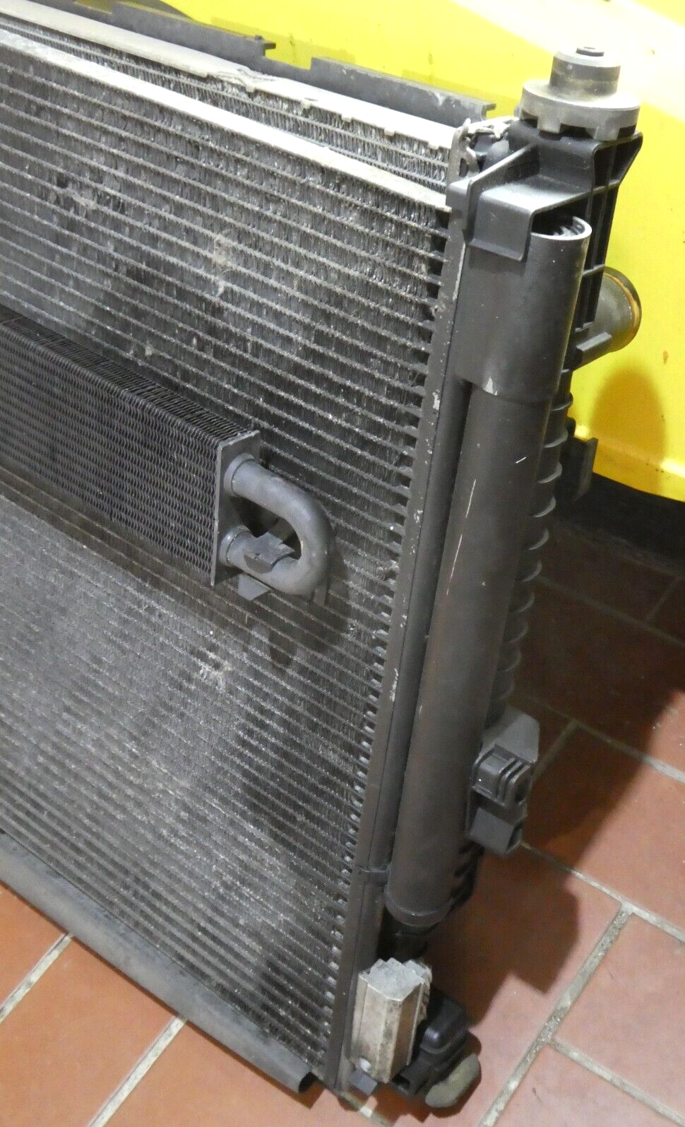 Jeep Grand WK2 3.0 CRD Bj2015 Kühler paket Wasserkühler lüfter ölkühler ORIGINAL gebraucht - Cherokee